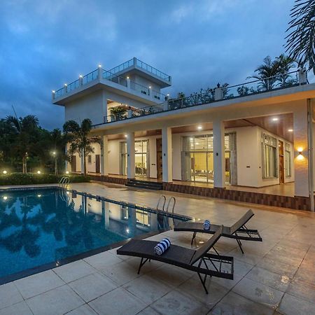 Saffronstays Odyssey, Karjat - 10 Acres Pet-Friendly Estate With Swimming Pool Chinchavli 외부 사진