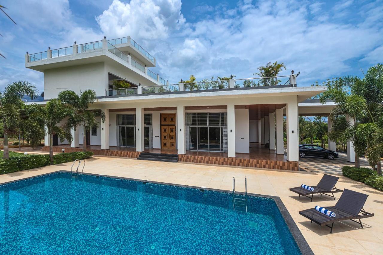 Saffronstays Odyssey, Karjat - 10 Acres Pet-Friendly Estate With Swimming Pool Chinchavli 외부 사진