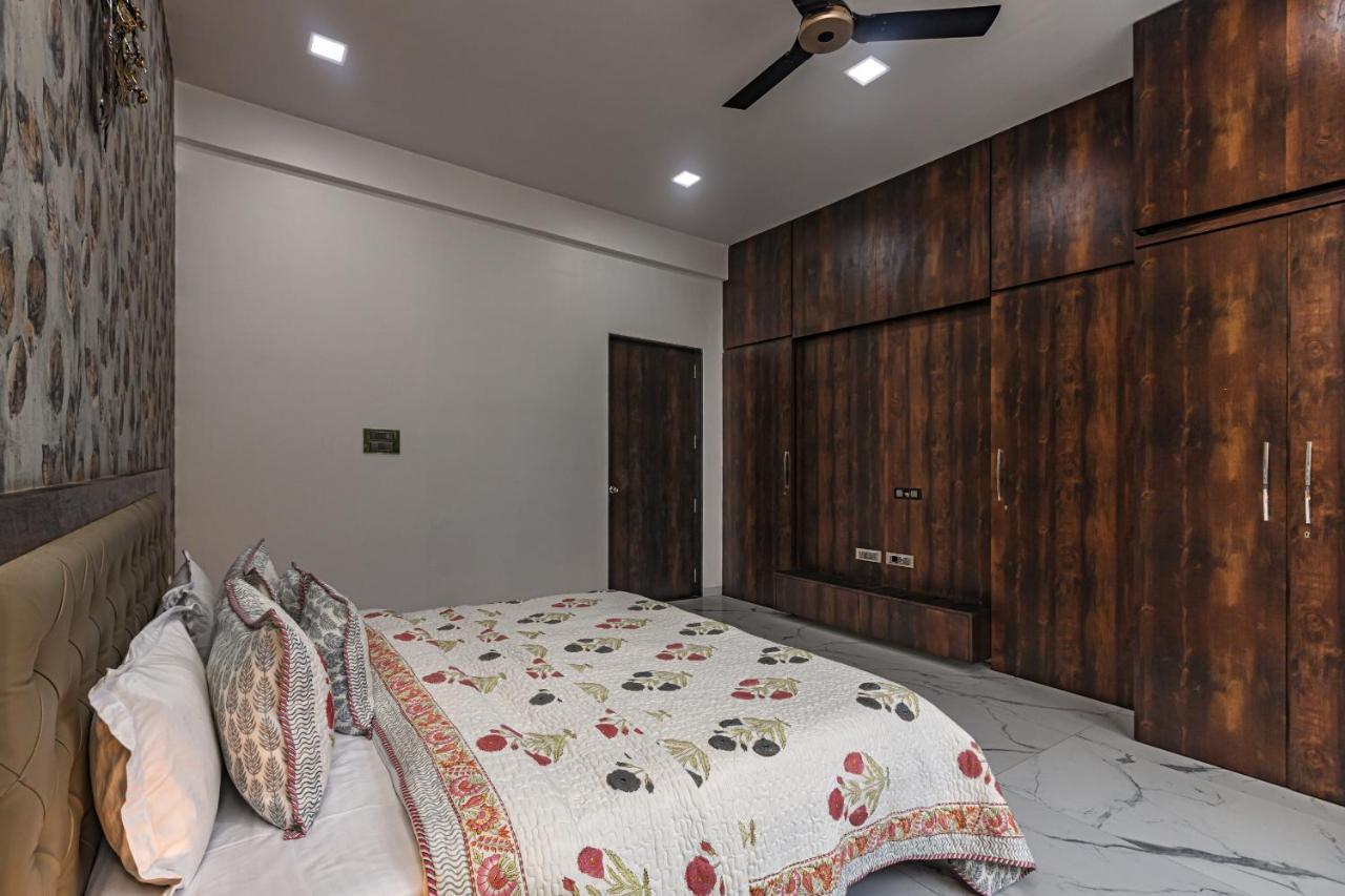 Saffronstays Odyssey, Karjat - 10 Acres Pet-Friendly Estate With Swimming Pool Chinchavli 외부 사진